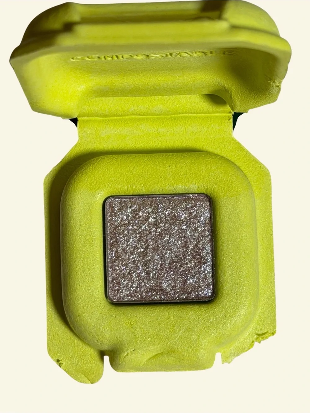 Half Magic Eyeshadow Singles in Sparkle Puff